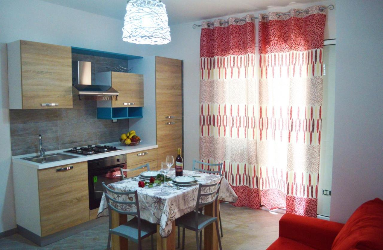 A Mare Appartamenti Кастеламаре дел Голфо Екстериор снимка